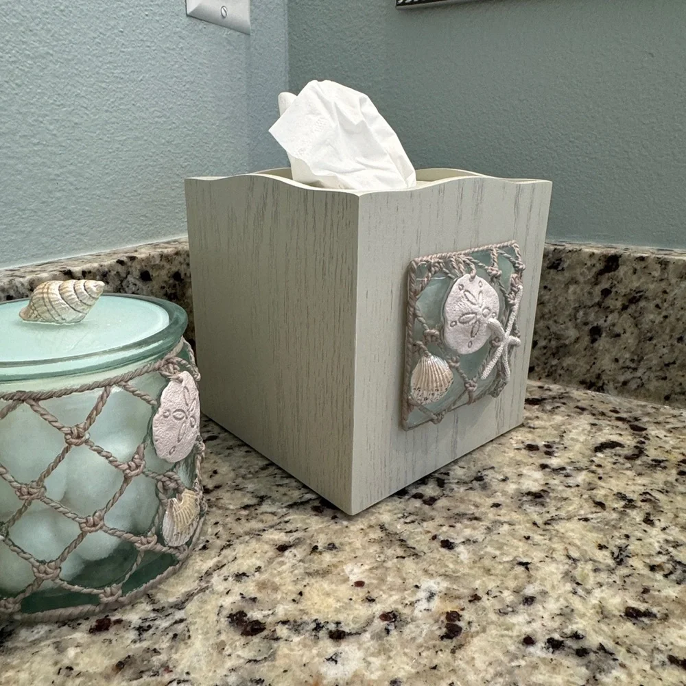 NWT Seaglass Tissue Box